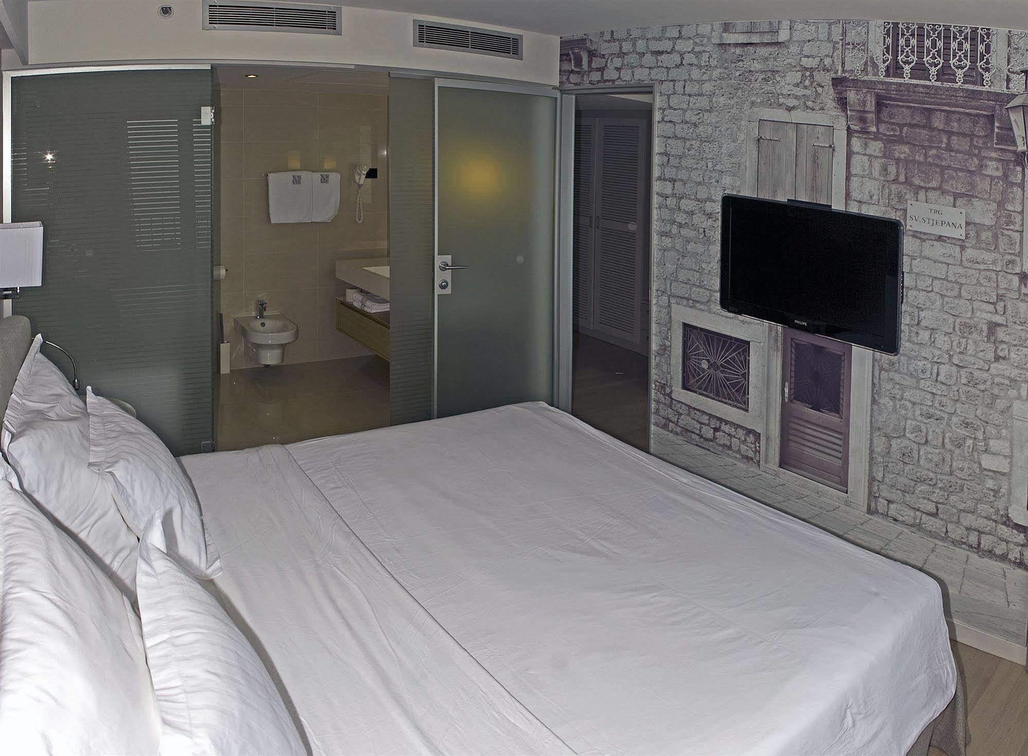 Hotel Osejava Макарска Экстерьер фото